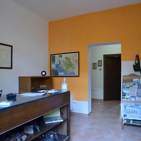 Casa Del Geco Bed and Breakfast Paestum Eksteriør billede